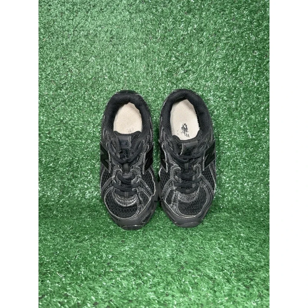 New Balance 740 Toddler Size 11C Black Bungee Lace Sneaker Walking Comfort Shoes